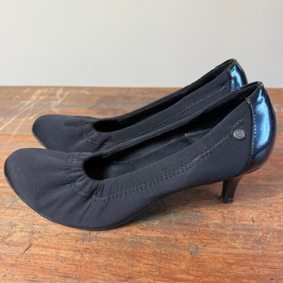 Dana Buchman Marant Black Kitten Heel Pump SZ 7 Stretch Sock Fabric Patent - Picture 3 of 11